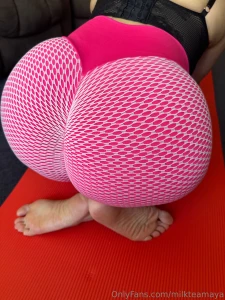 Do you like my pretty soles baby happy tuesday milkteamaya
