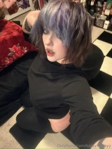 I like to start my mondays with a little fun wbu