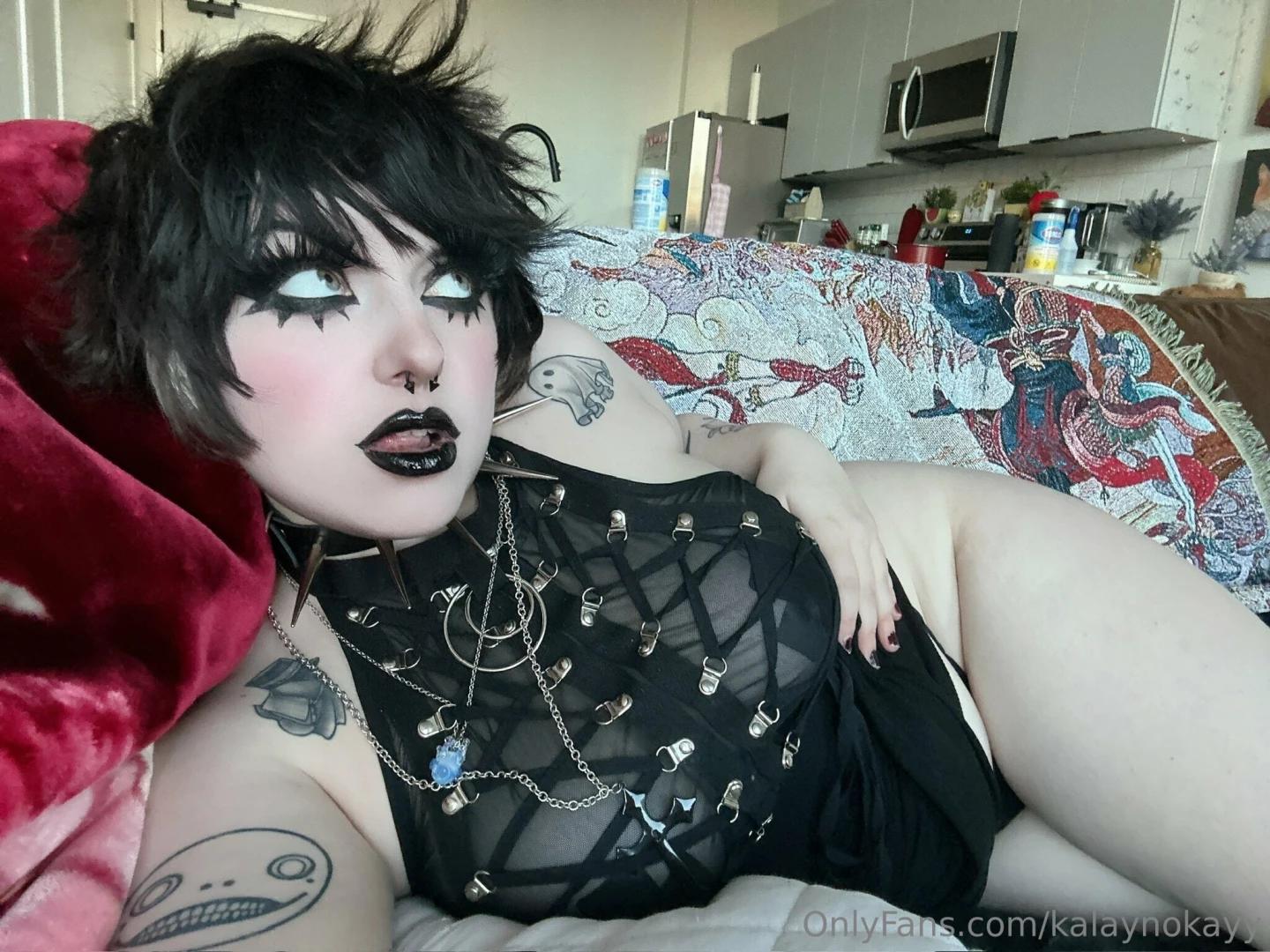 Just patiently waiting to take a bite 