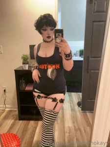 Swipe to give me a twirl dm me