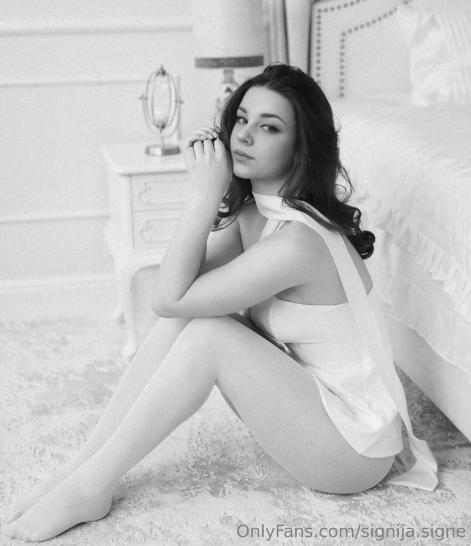 Love the black and white style photo 