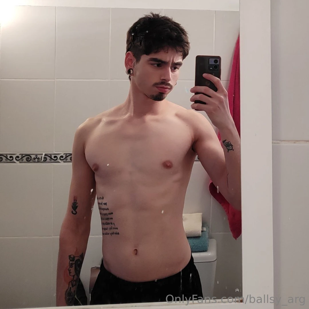 Gift to new subscribers i m charlie and you can see my content for part 34 