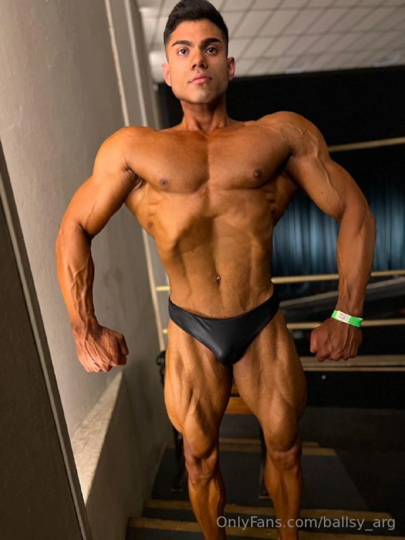 Hello i m mauro_zyzz argentine subscribe now and have a 50 discount on part 37 