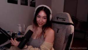 Gamer pretty face smoking body naughty why don t you find out in my