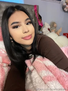 Ur fav girl s online