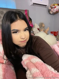 Ur fav girl s online part 1