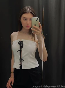 Stop scrolling sweet_crumb she is your passionate lover will suck your part 95