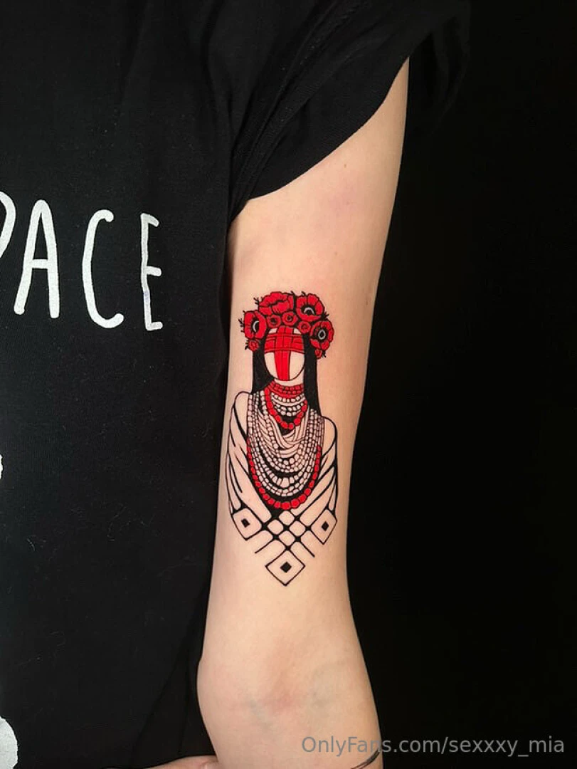 How do you guys feel about tattoos do you like small neat drawings or part 1 