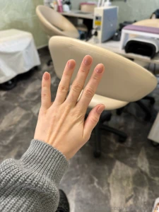 Do you like transparent manicure color or colorful