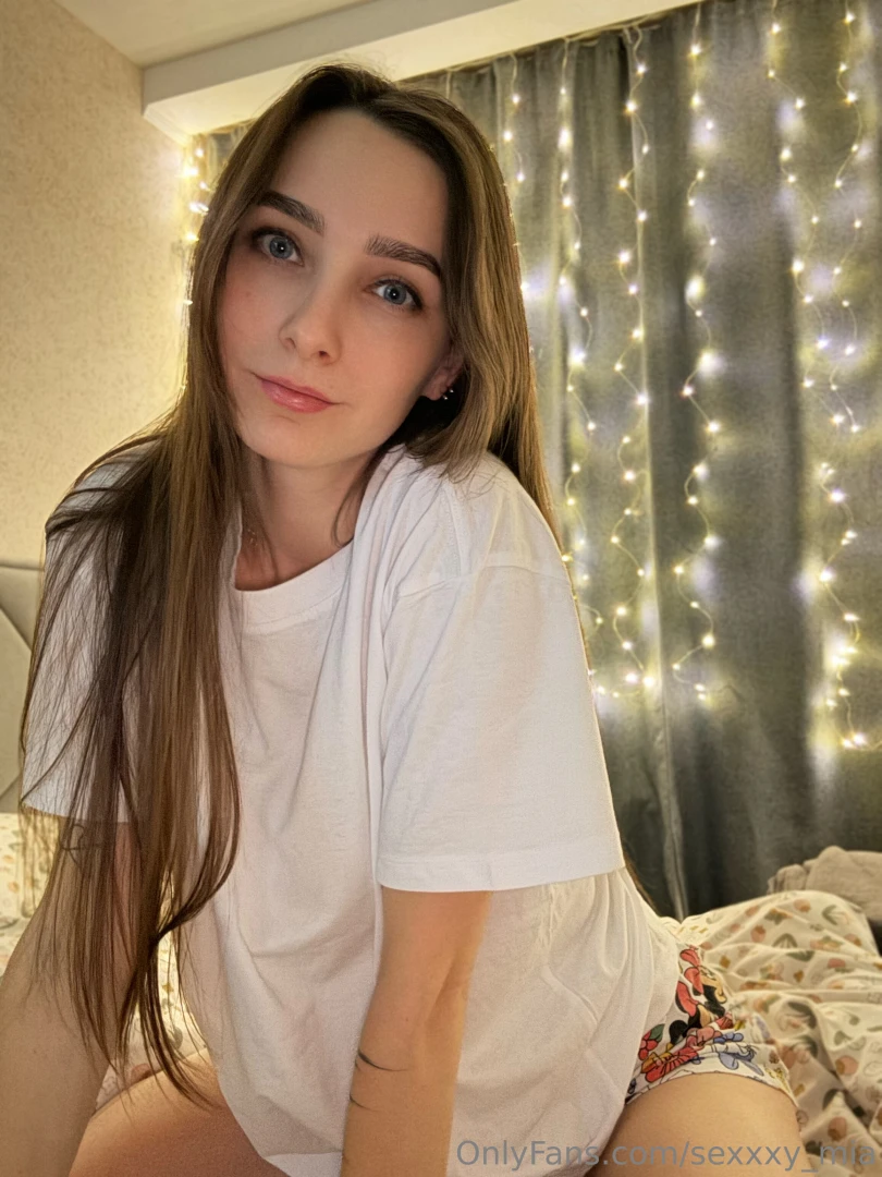 In any situation in any image a girl remains a miracle it doesn t 