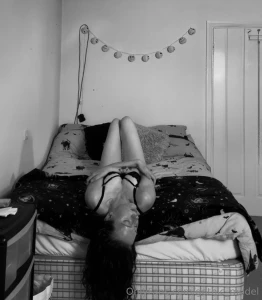 Trying some new poses what do you think part 2