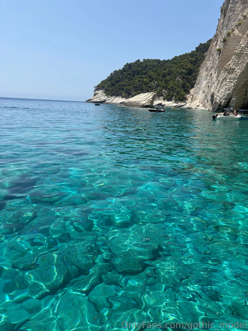 I went exploring the island and had a swim in the beautiful sea part 6 