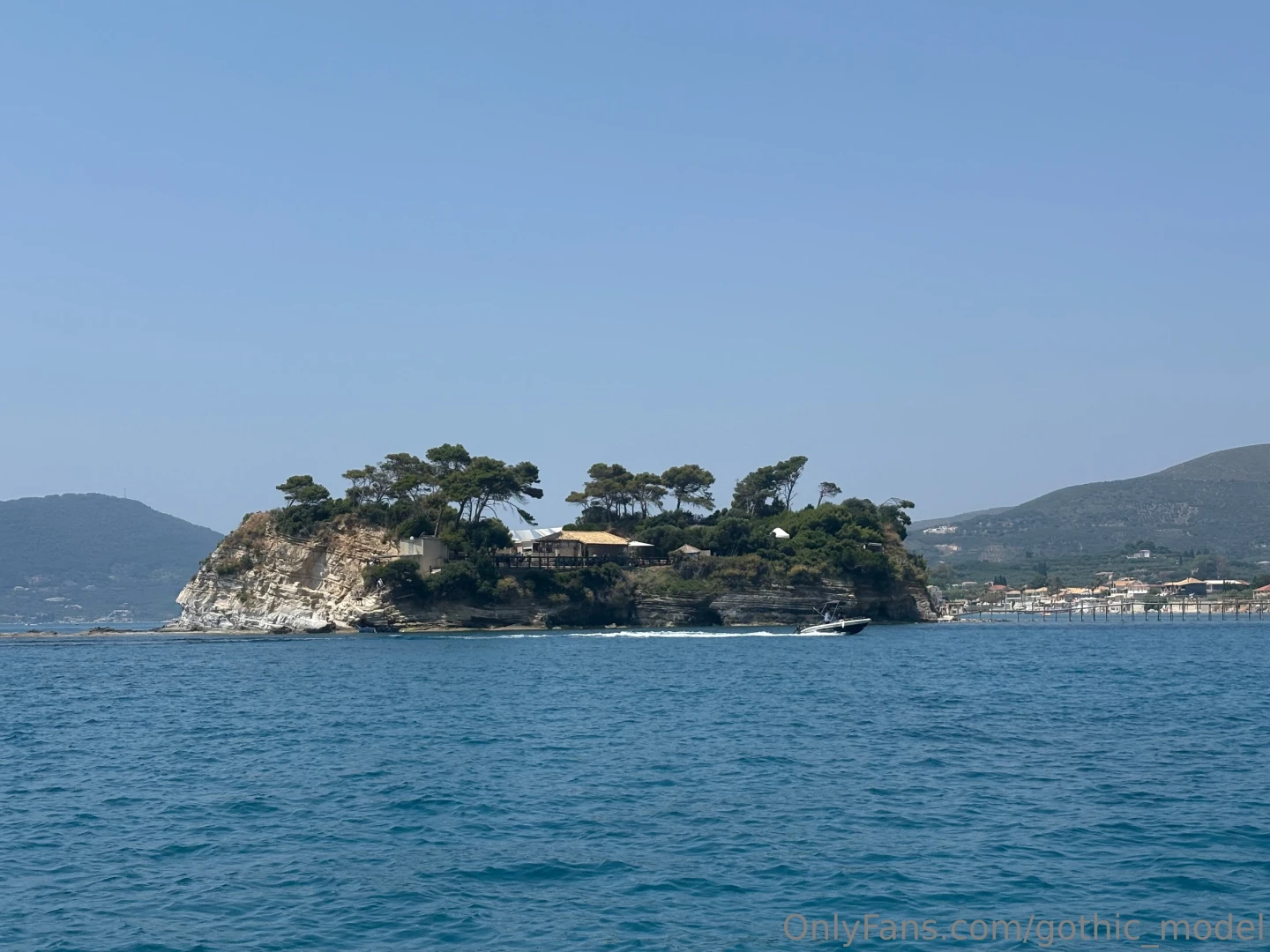 I went exploring the island and had a swim in the beautiful sea part 5 