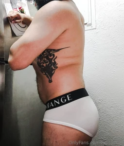 Before i had my morning protein shake had to take a lil pic for yall