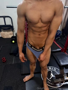 Would you fuck me at the middle of the gym