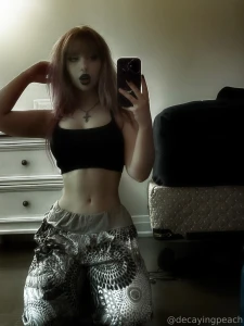 Been going to the gym more i want abs so bad