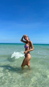 Standing still but your thoughts just went wild like this if you d