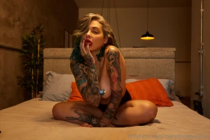 It was 2am i was alone restless body buzzing for no reason i lit a