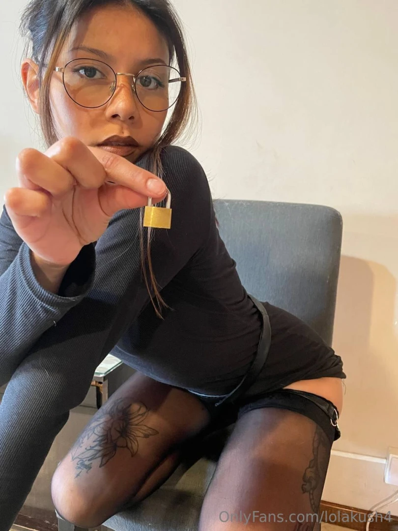 How long can you stand playing with mommy cages you and you play for a part 1 