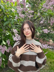 Wanna ride you like on a horse girl russian young nails sweater