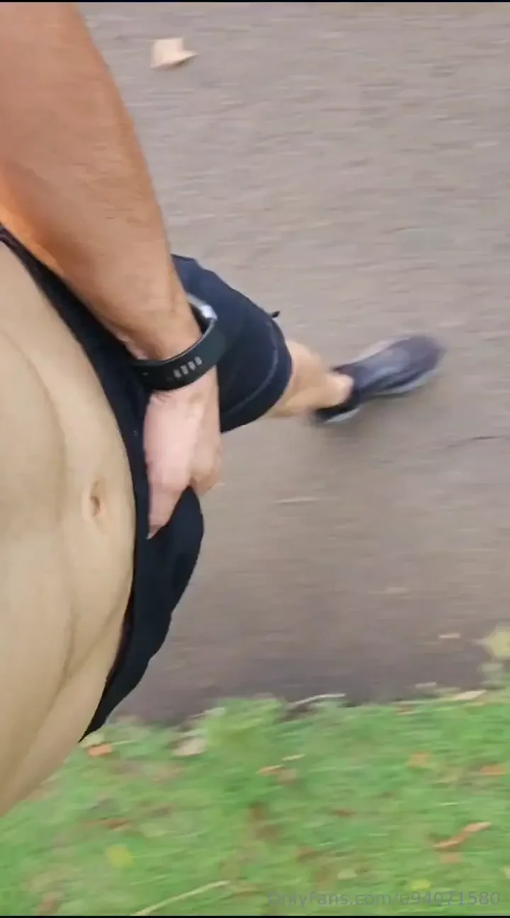 Que gostoso uma caminhada no parque n part 1 