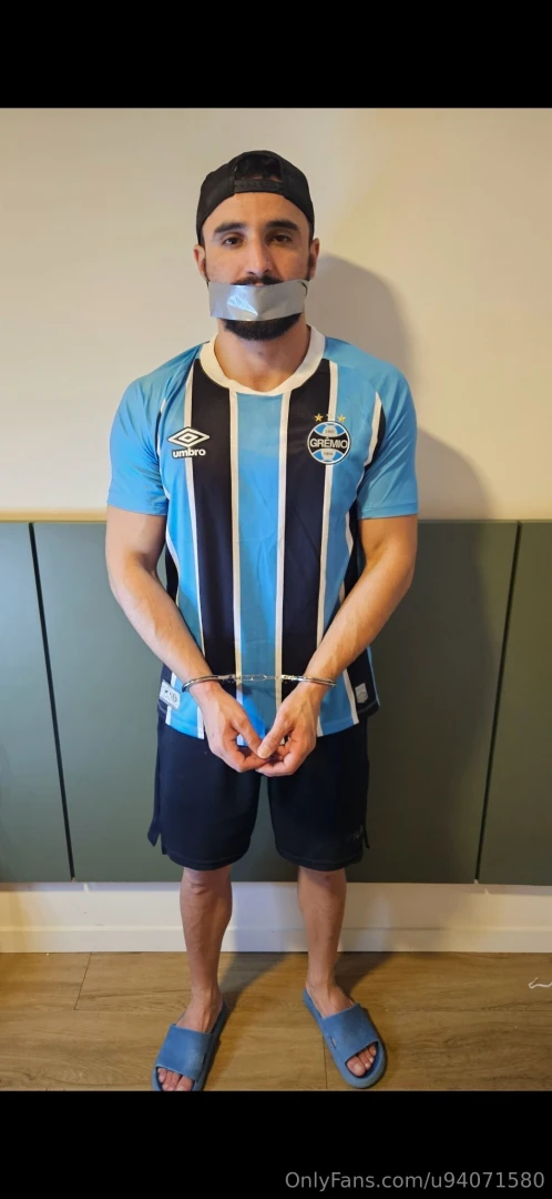 E esse gremista sendo submisso curtem bdsm part 6 