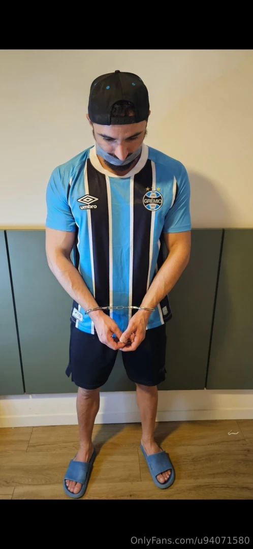 E esse gremista sendo submisso curtem bdsm part 7 