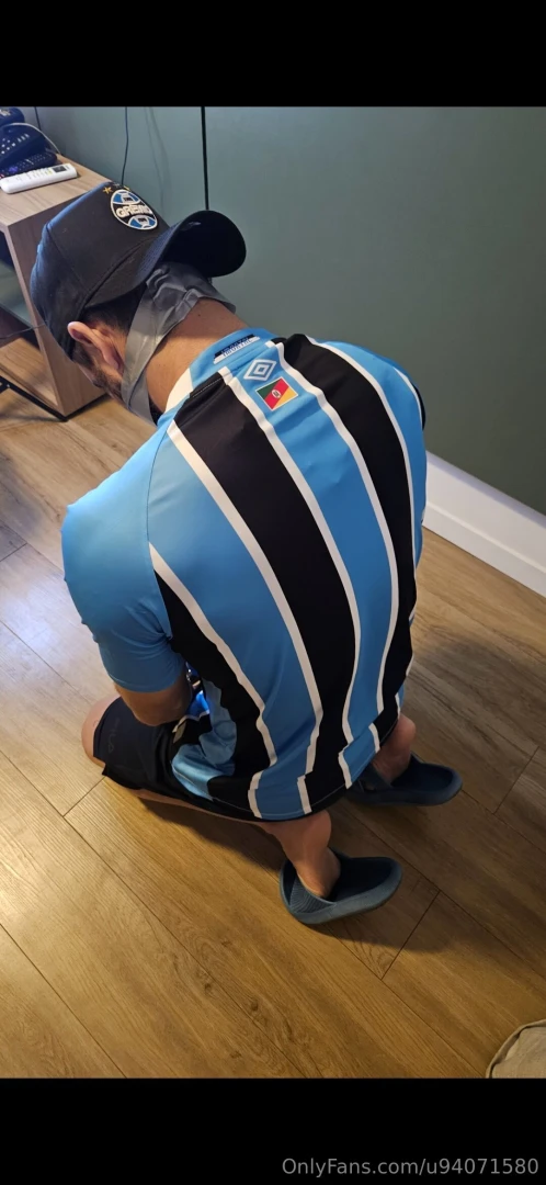 E esse gremista sendo submisso curtem bdsm part 3 