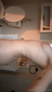 Another cute softie amp body closeup