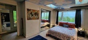 Honey ham s main stage is set unless im filming on location- this is part 2