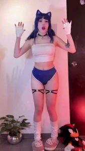 Holii mira d soy linda vestida de sonic este es un video que publicar