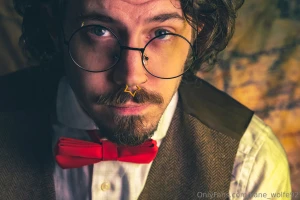 Milo thatch linguist and cartographer from atlantis the lost empire part 1