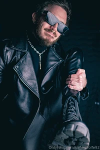 Exclusive look at last nights fit for the partay also saw one of the part 2