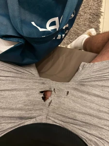 When ur dick is so big ur pants rip part 2