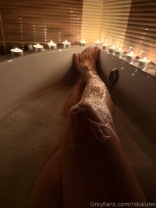 A warm bath soft candlelight and nothing superfluous on me