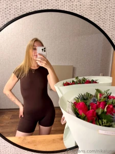 A mirror a smile and exactly the flowers that need to be picked part 1