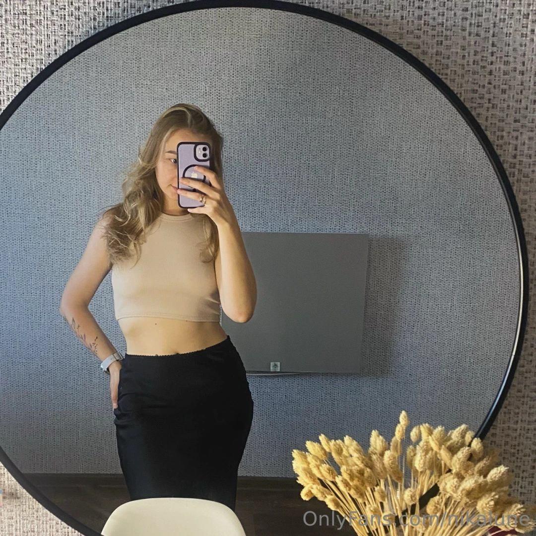 Hey there i m nika i love baking walking barefoot stretching out after part 2 