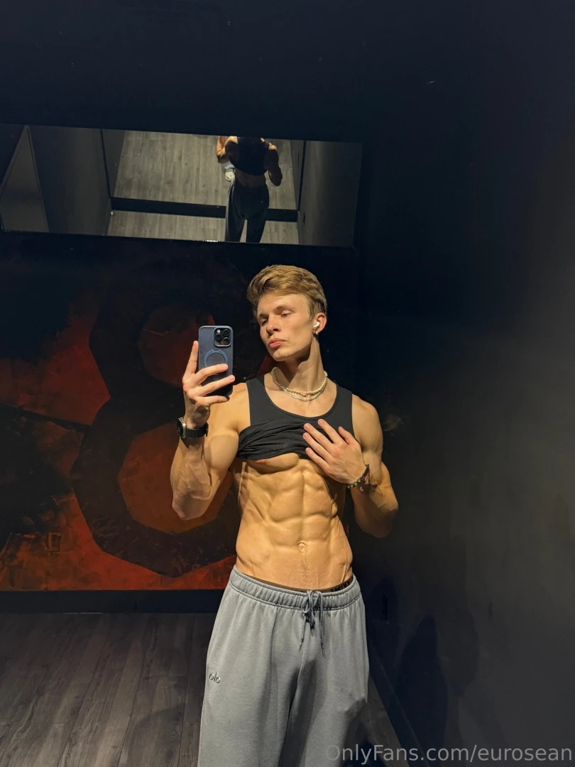 Just got back from the gym who s online 