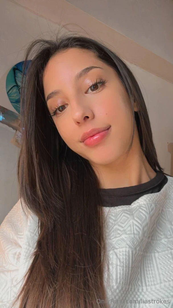 Soft lips messy thoughts and you might just be the reason why wanna part 2 