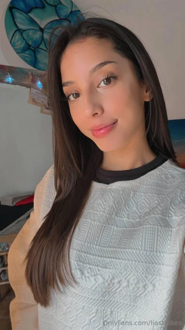 Soft lips messy thoughts and you might just be the reason why wanna part 1 