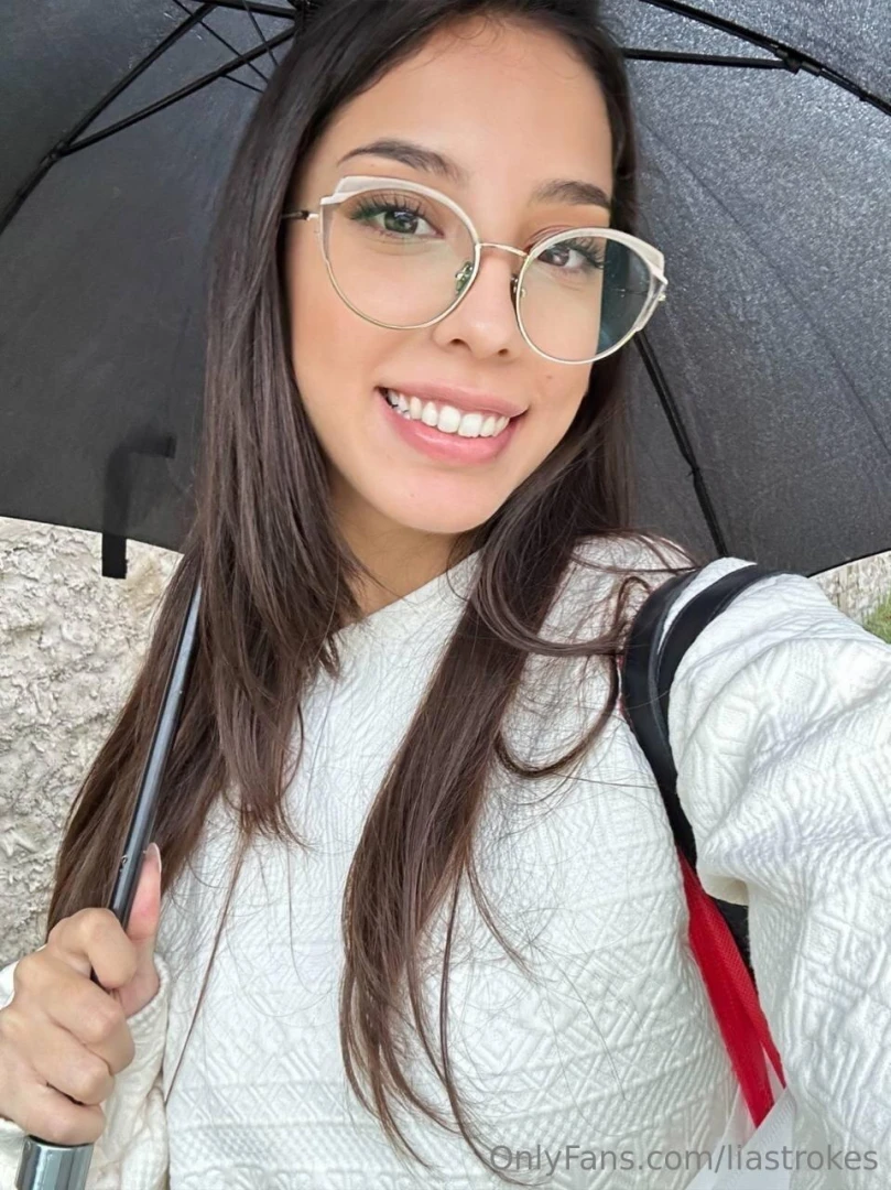 Be honest would you pull me in closer or let me get a little wet in 