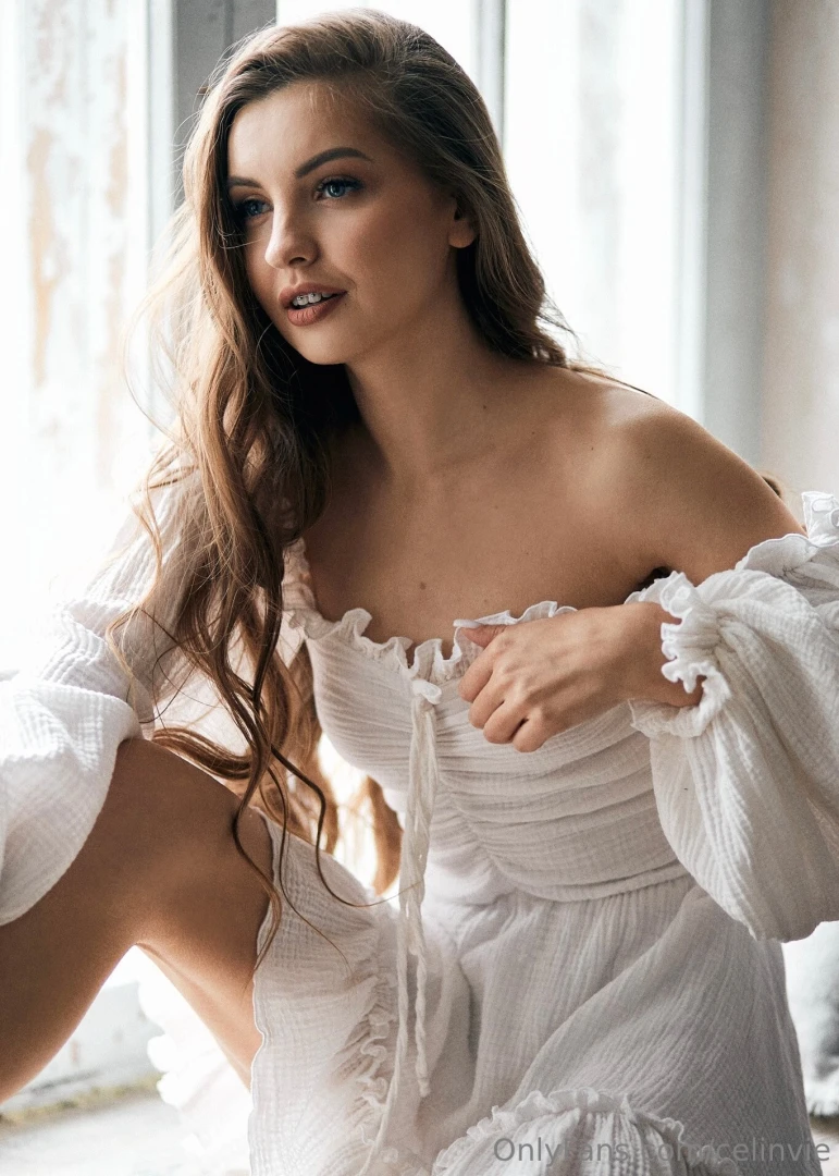 I think i m waiting for someone special could it be you 