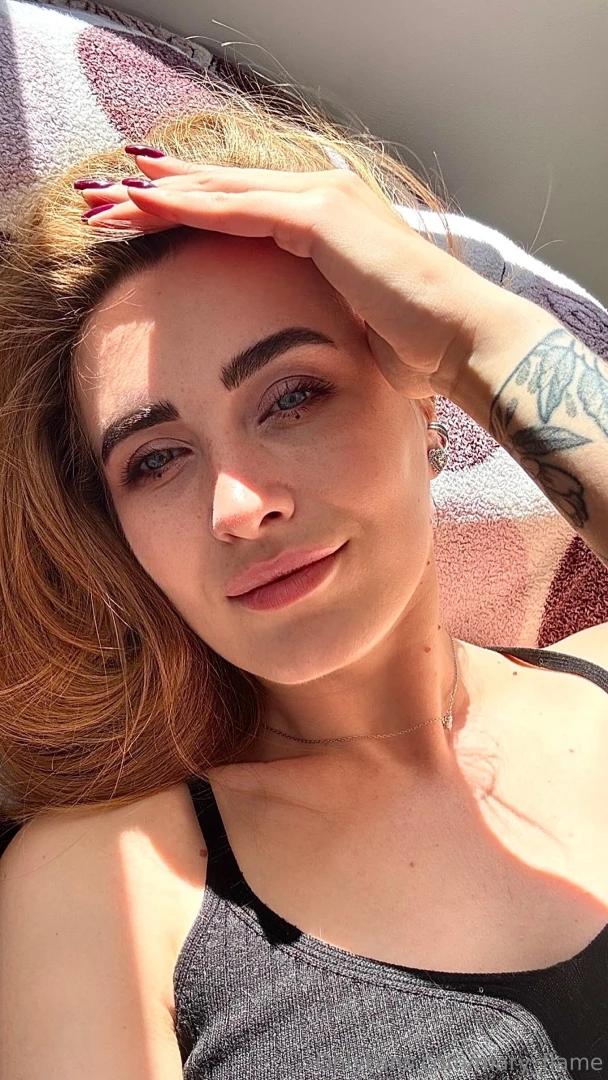 It s getting way too hot in here still no fan still barely wearing 