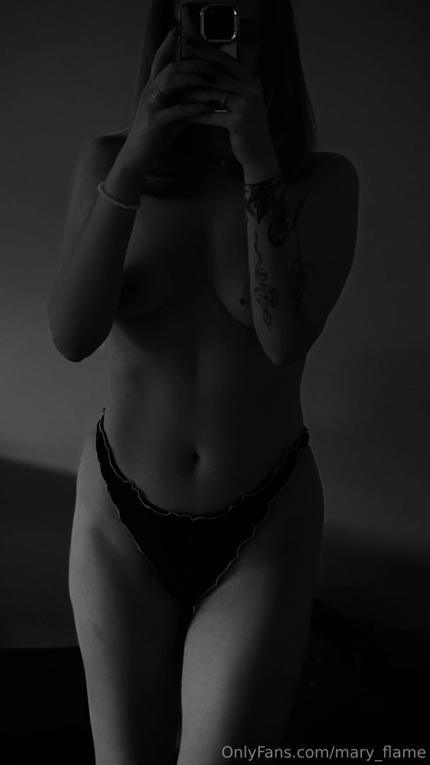 It s so hot i can t sleep i can t think i can barely wear anything at 