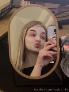 Your little bunny is online waiting 4 your text