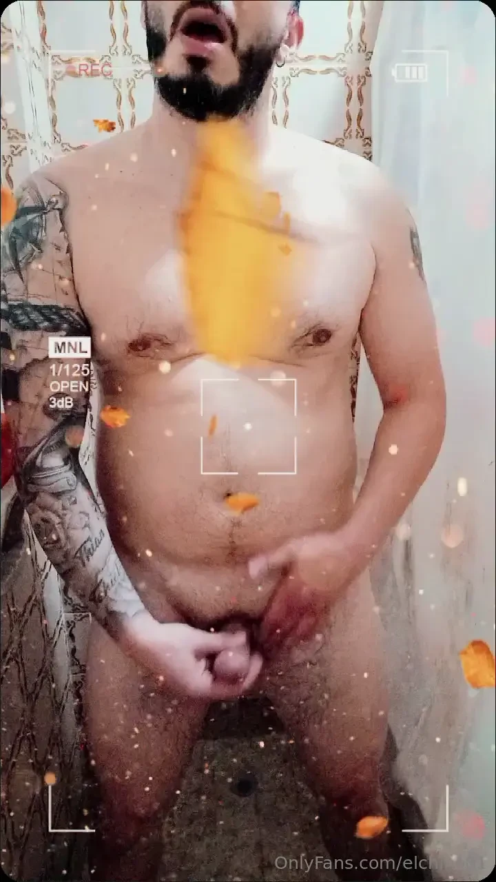 In the bath i m very hot 