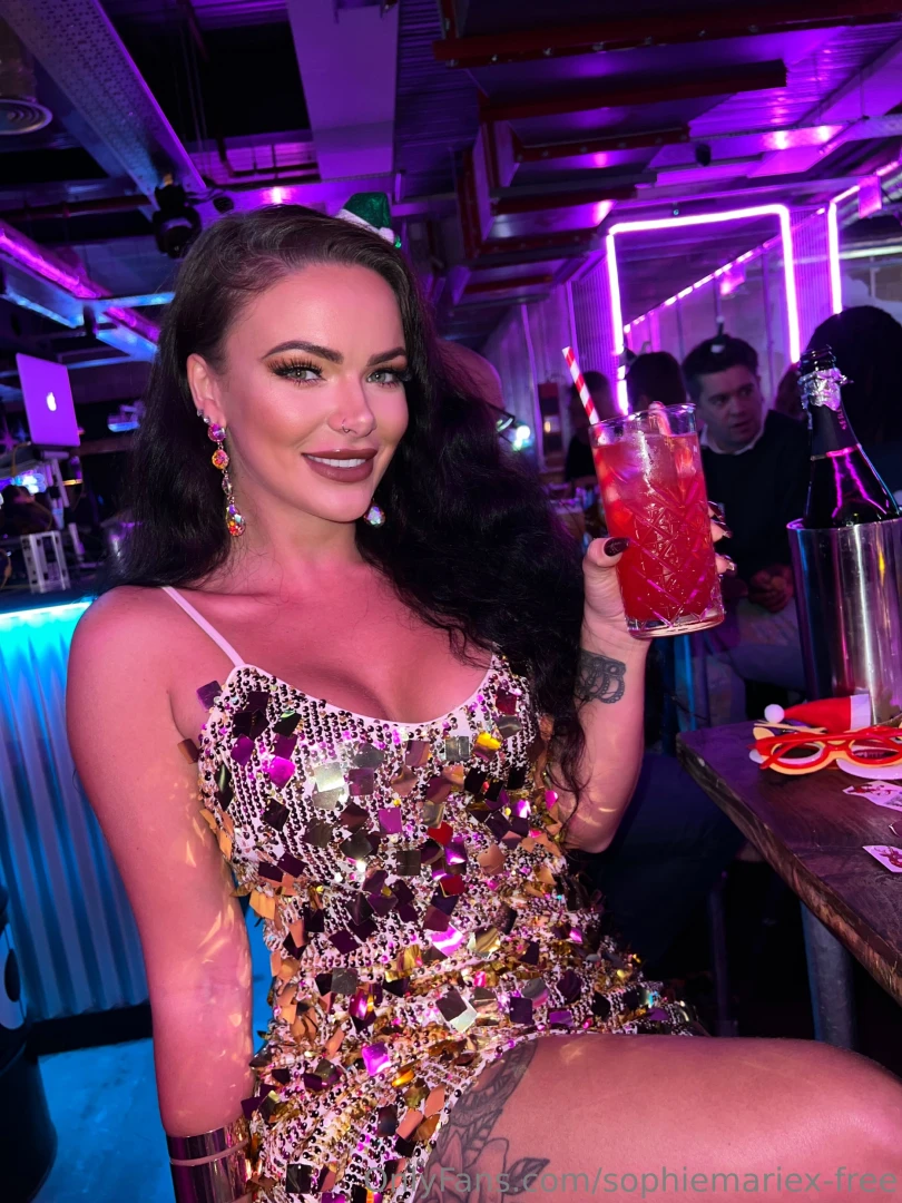 It s my birthdayyy https www amazon co uk hz w 