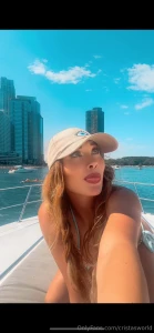 I m not everyone s cup of tea i m champagne bbe