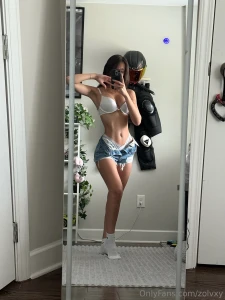 The new way to wear shorts is the hottest