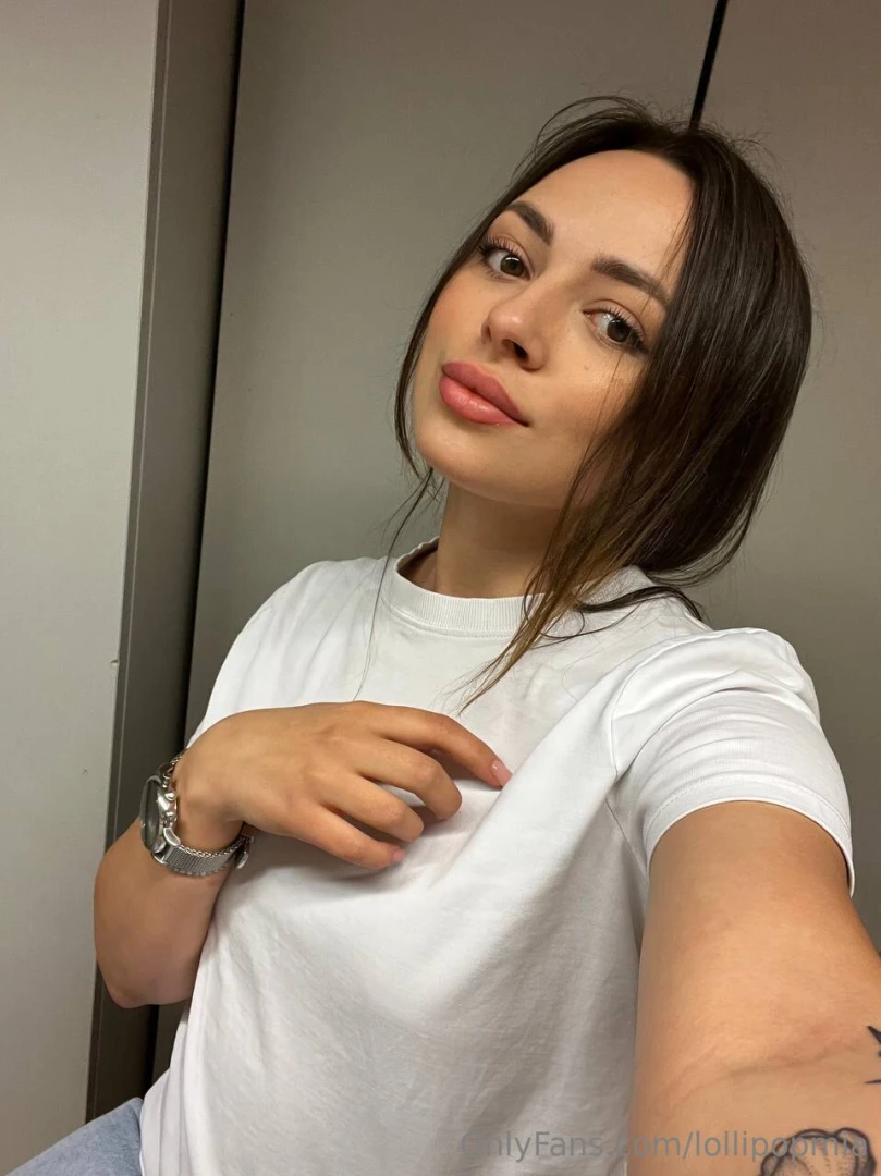 I don t show it all but i show just enough to keep you dreaming about 